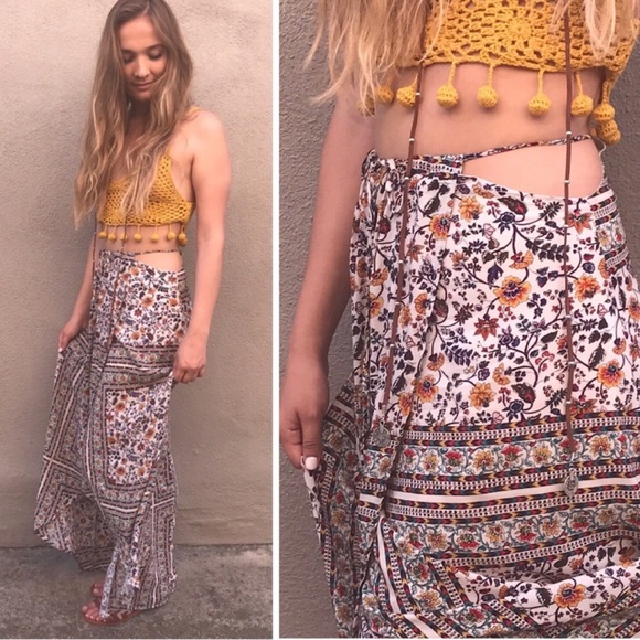 ▪️ Floral Side Cut Maxi Skirt - Picture 5 of 6